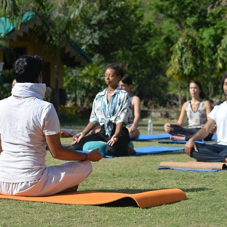 Rishikesh Adiyogi Hotell Eksteriør bilde