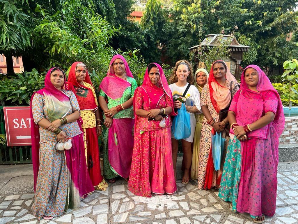 Rishikesh Adiyogi Hotell Eksteriør bilde